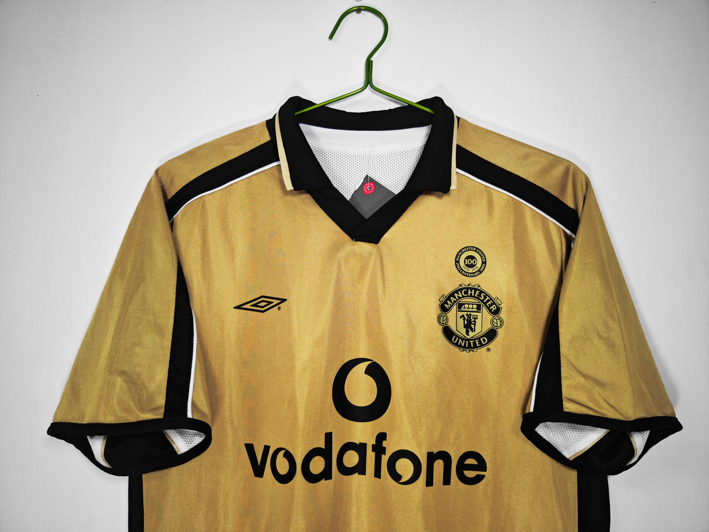 2001-2002 Manchester United Away Reversible Retro Kit