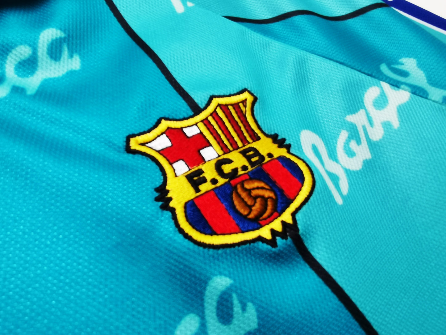 1995-1997 Barcelona Away Retro Kit