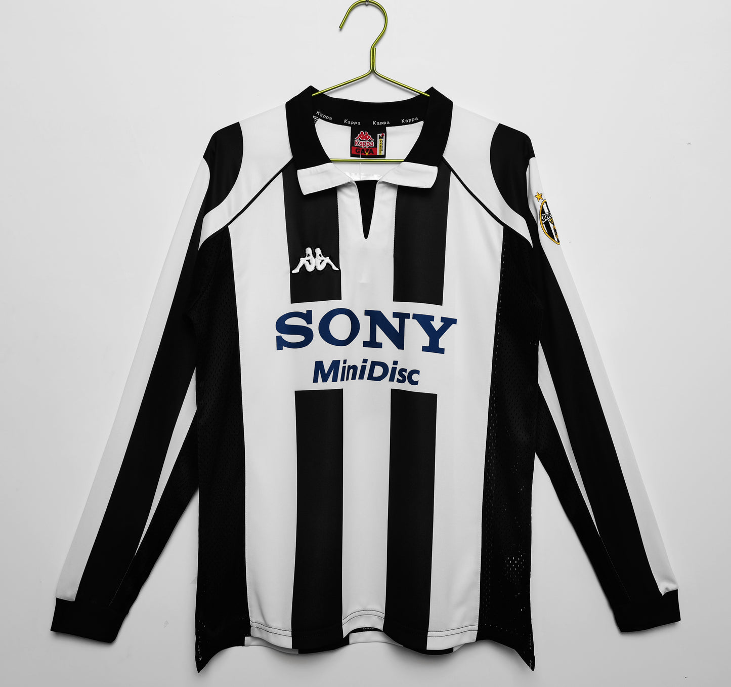 1997-1998 Juventus Longsleeve Home Retro Kit