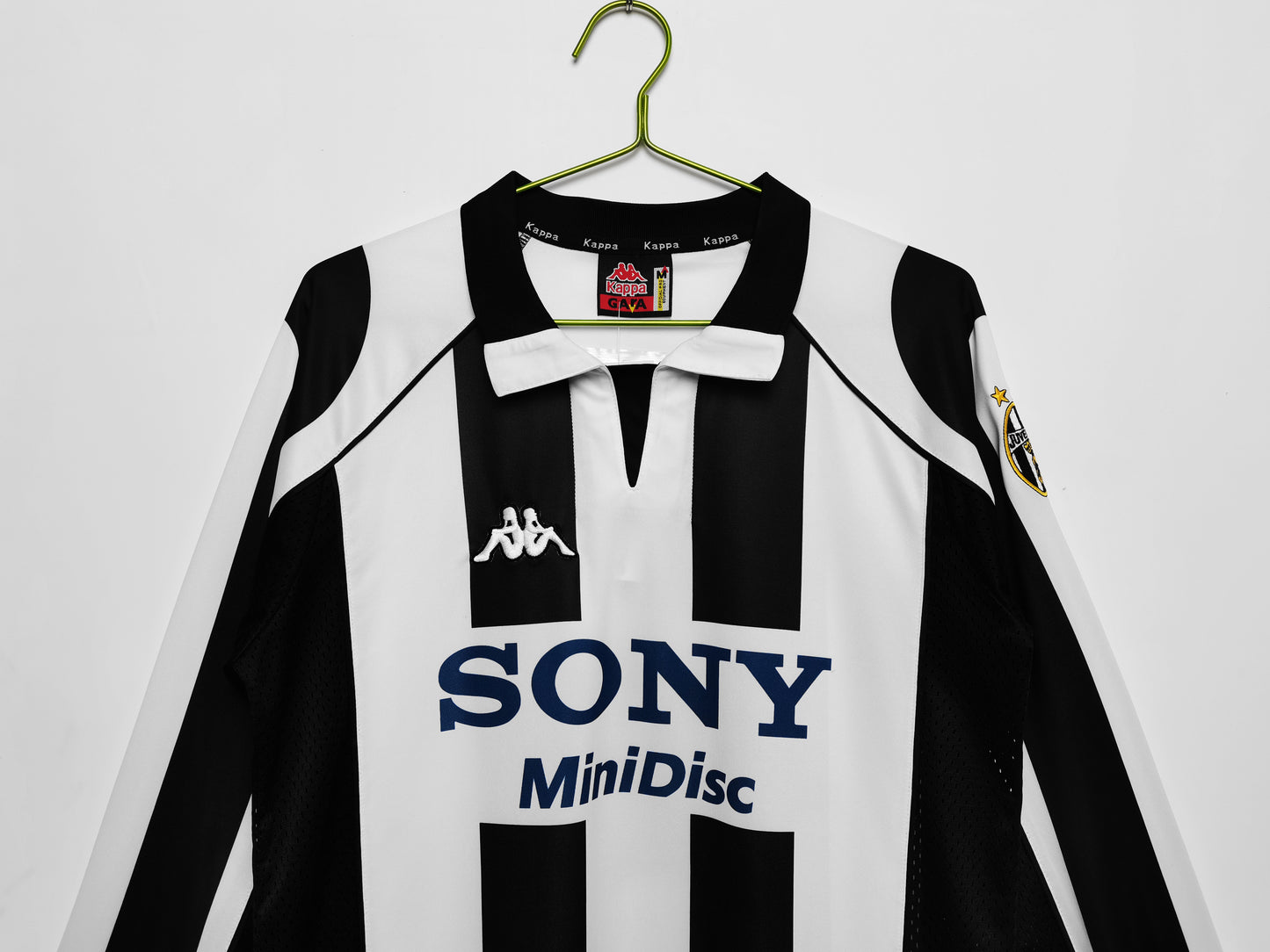 1997-1998 Juventus Longsleeve Home Retro Kit