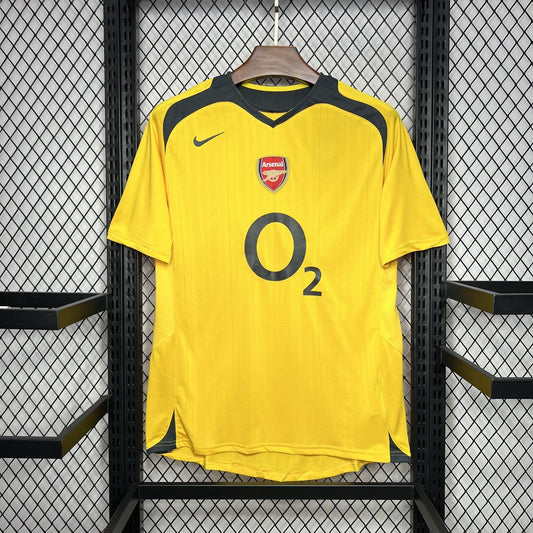 2005-2006 Arsenal Away Retro Kit