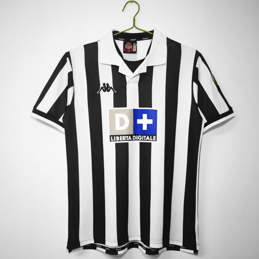 1998-1999 Juventus Home Retro Kit