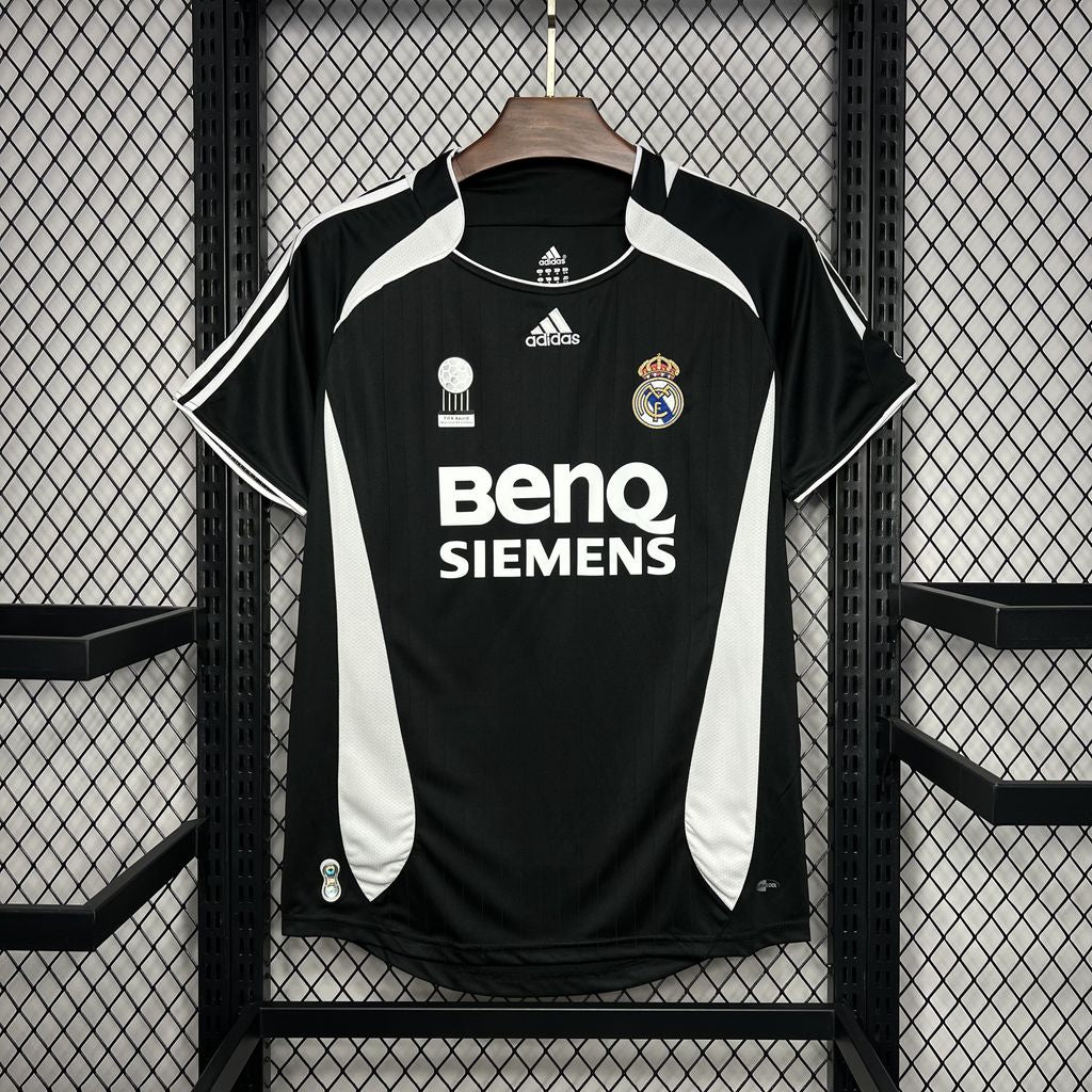 2006-2007 Real Madrid Third Retro Kit