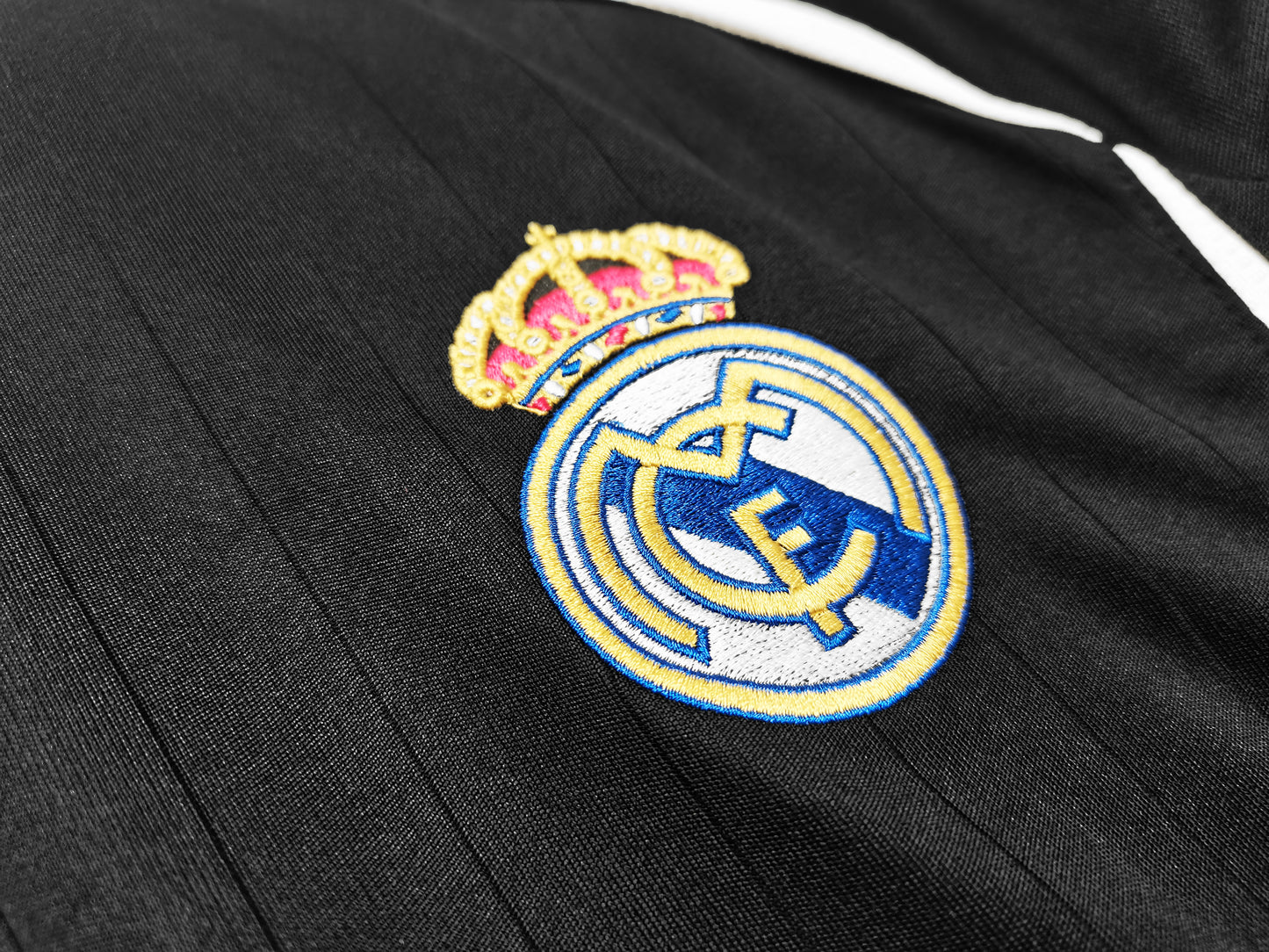 2006-2007 Real Madrid Longsleeve Away Retro Kit