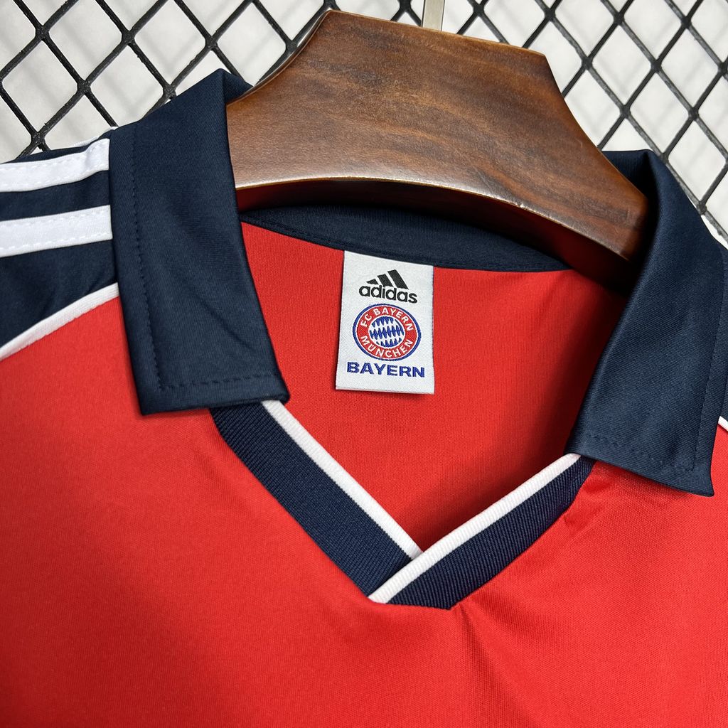 2000-2001 Bayern Munich Home Retro Kit