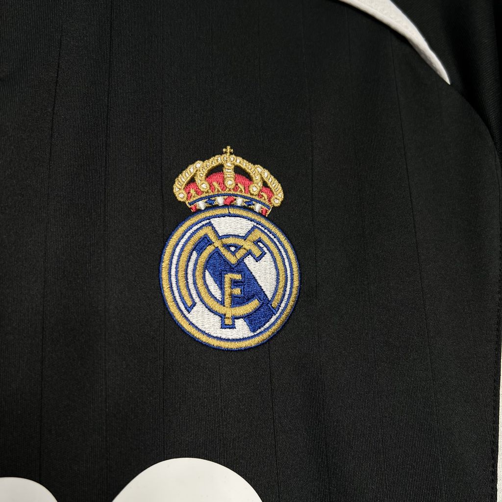 2006-2007 Real Madrid Third Retro Kit