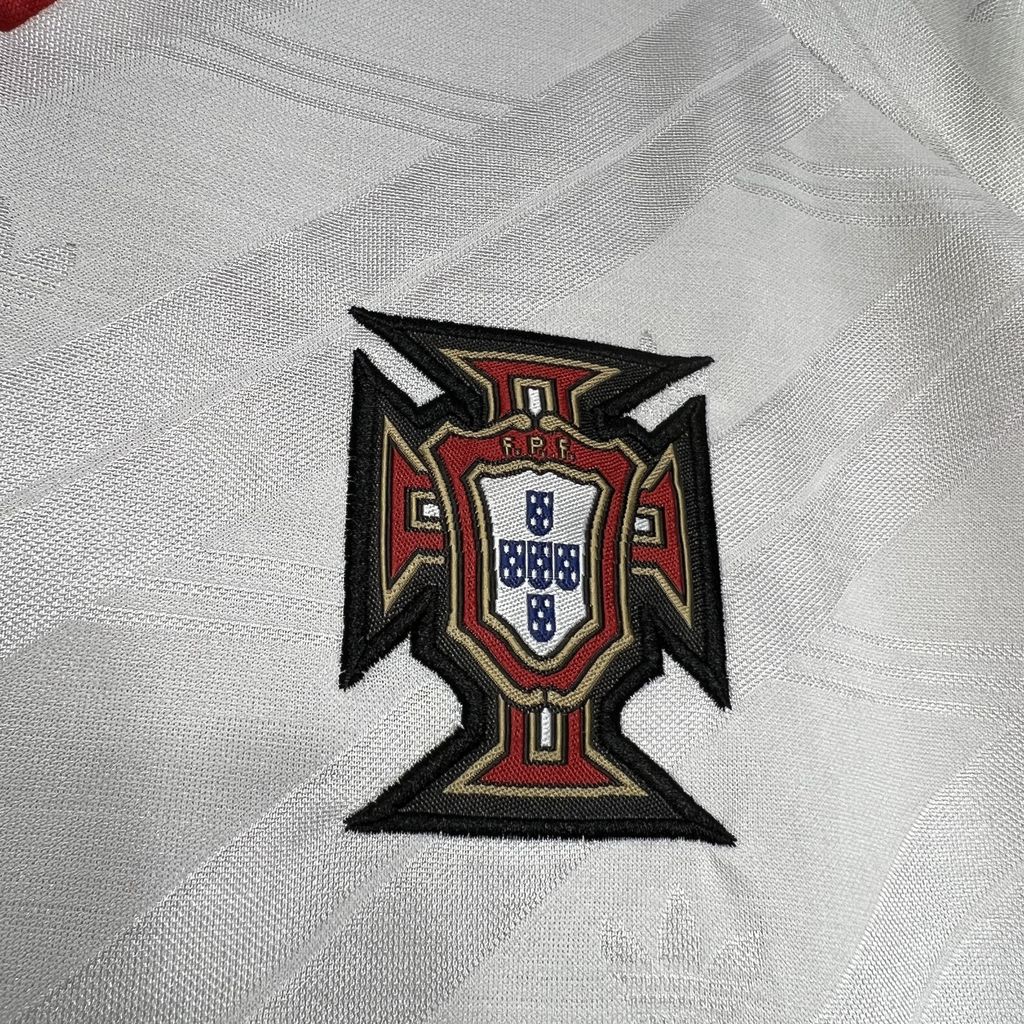 1992-1994 Portugal Away Retro Kit