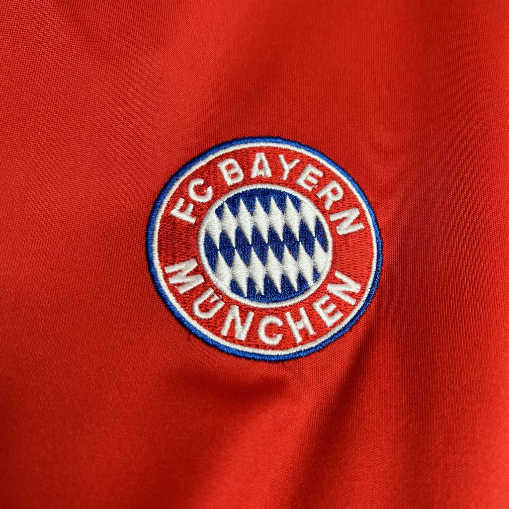 2000-2001 Bayern Munich Home Retro Kit