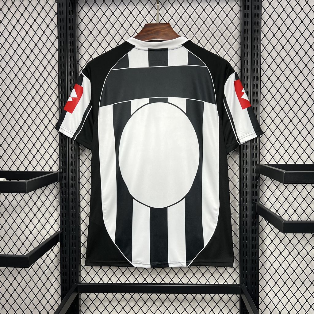 2002-2003 Juventus Home Retro Kit