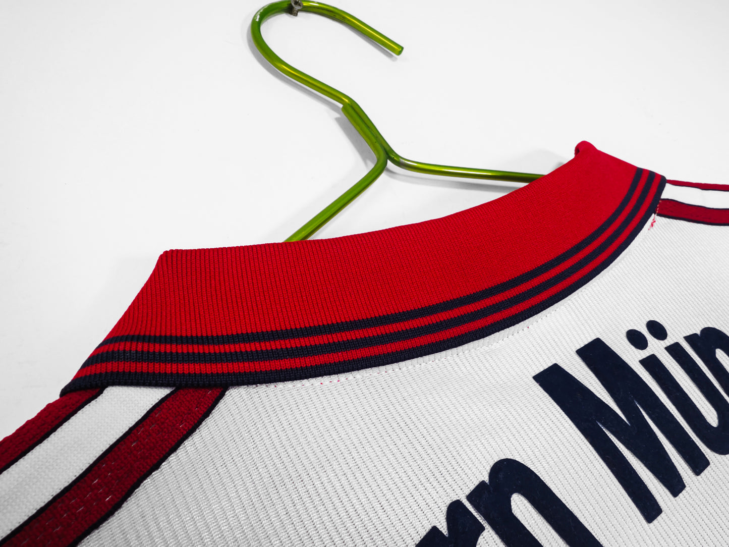 1998-2000 Bayern Munich Away Retro Kit