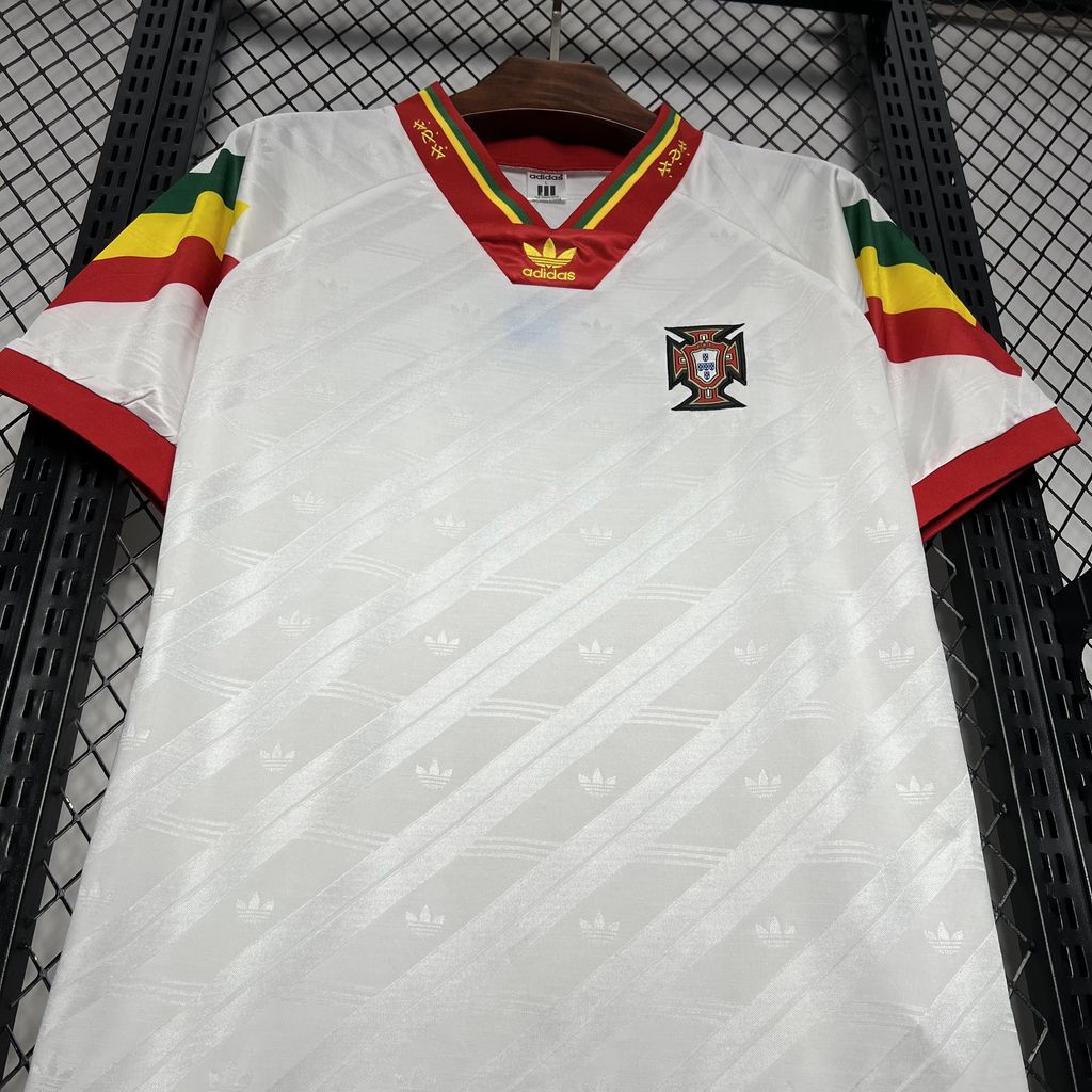 1992-1994 Portugal Away Retro Kit